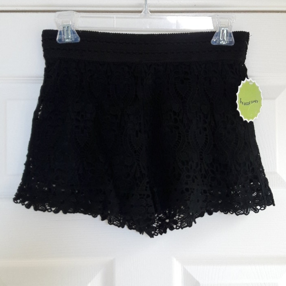 BreezeEver Black Floral Crochet Shorts Junior SZ S